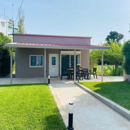M & F House Vila Oropos Exterior foto
